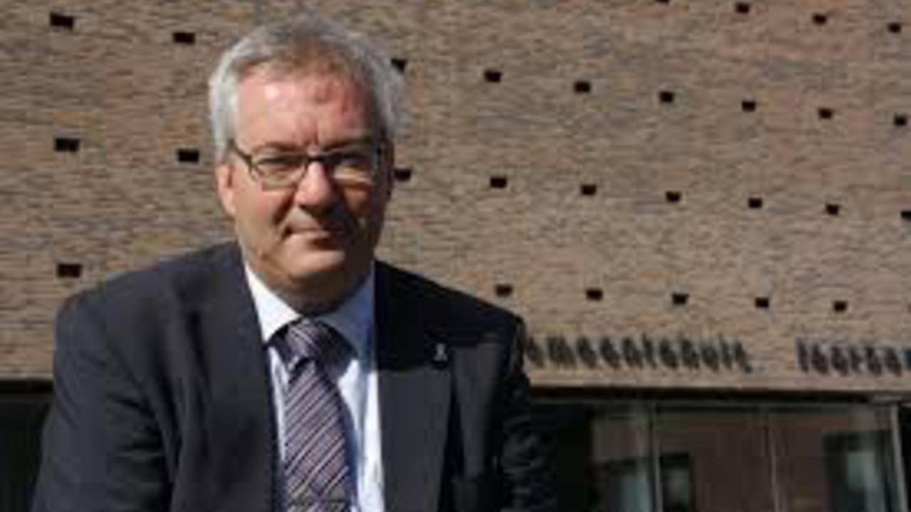 Hans Ubachs