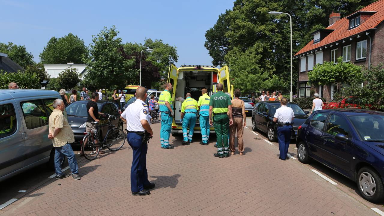 Man geëlektrocuteerd in Roosendaal (Foto Remco de Ruijter)