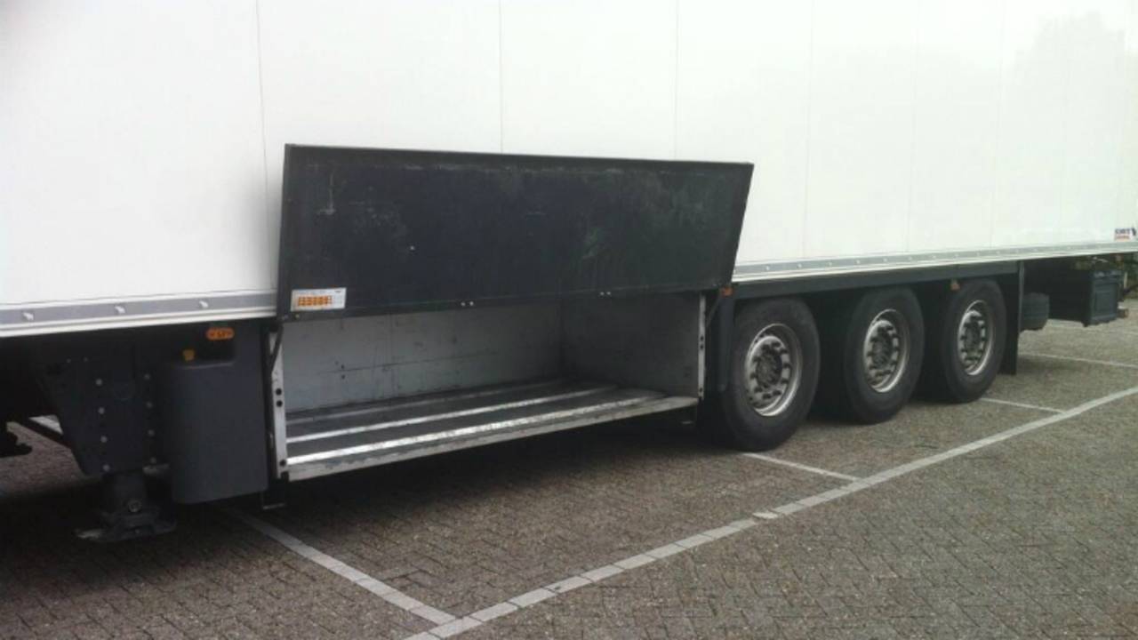 In deze opbergruimte werden de mensen gevonden (Foto: politie Oss)