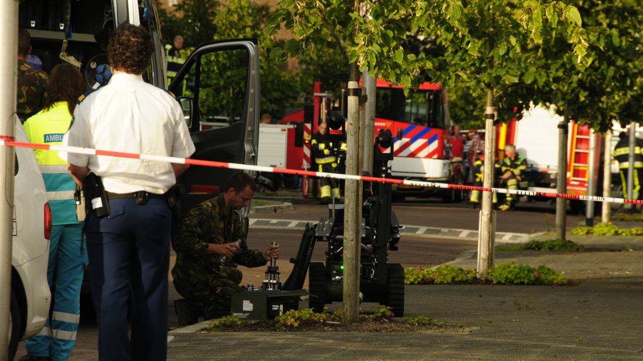 Onderzoek na vondst pakketje Oss (foto: AS Media)