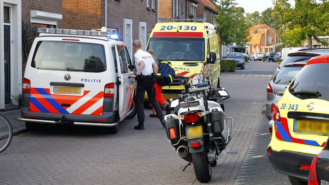 Een vrouw raakte gewond. (foto: Marcel van Dorst / SQ Vision)