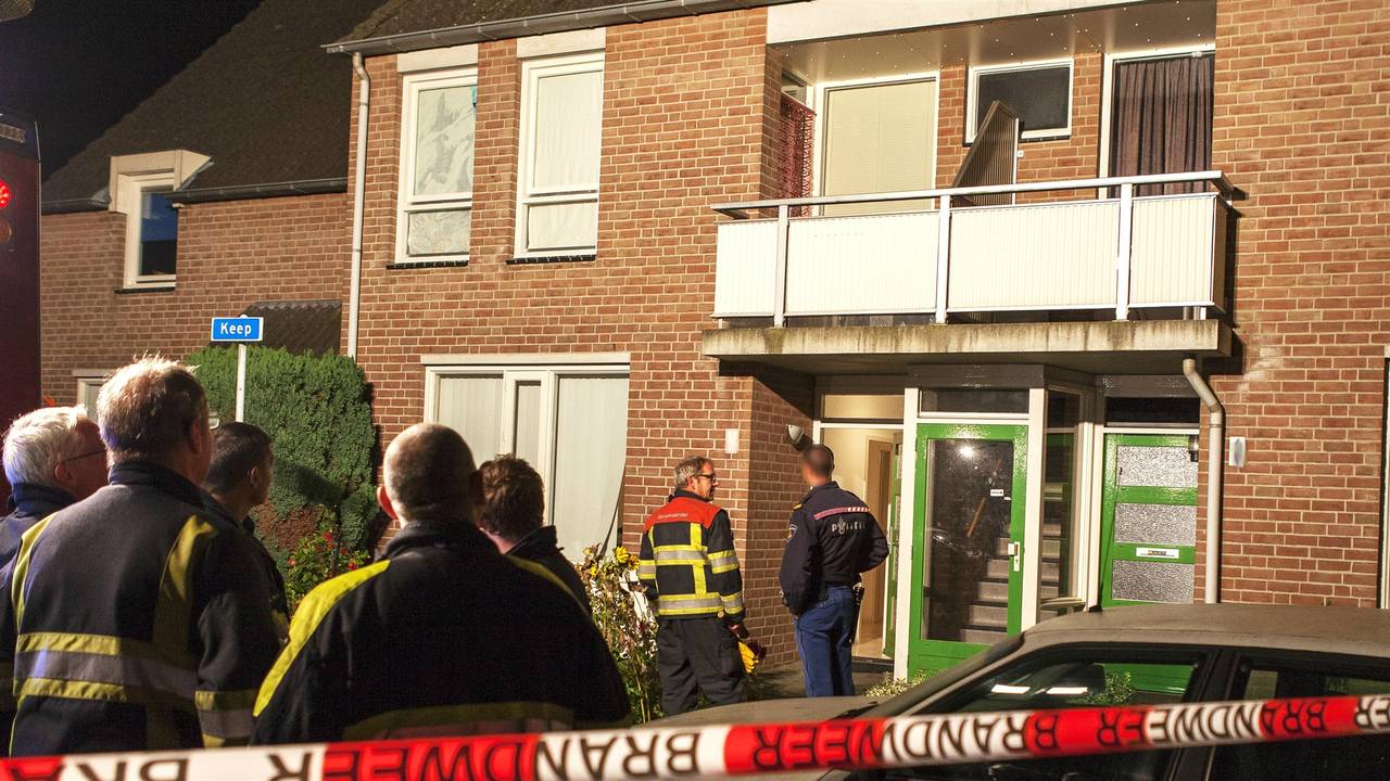 Huizen onveilig na kleine explosie (foto: Saskia Kusters/SK-Media)