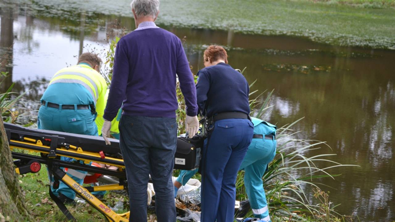 Visser te water in Roosendaal. (foto: AS Media)