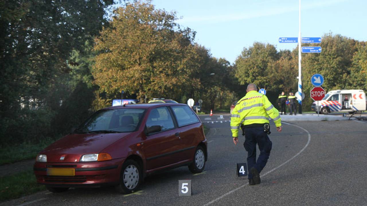 Slachtoffer zwaargewond (foto: Marco van den Broek/SQ Vision)