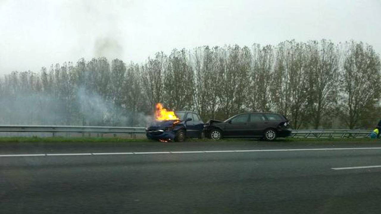 Drie gewonden bij ongeluk A2 (foto: Daniël Spierings)