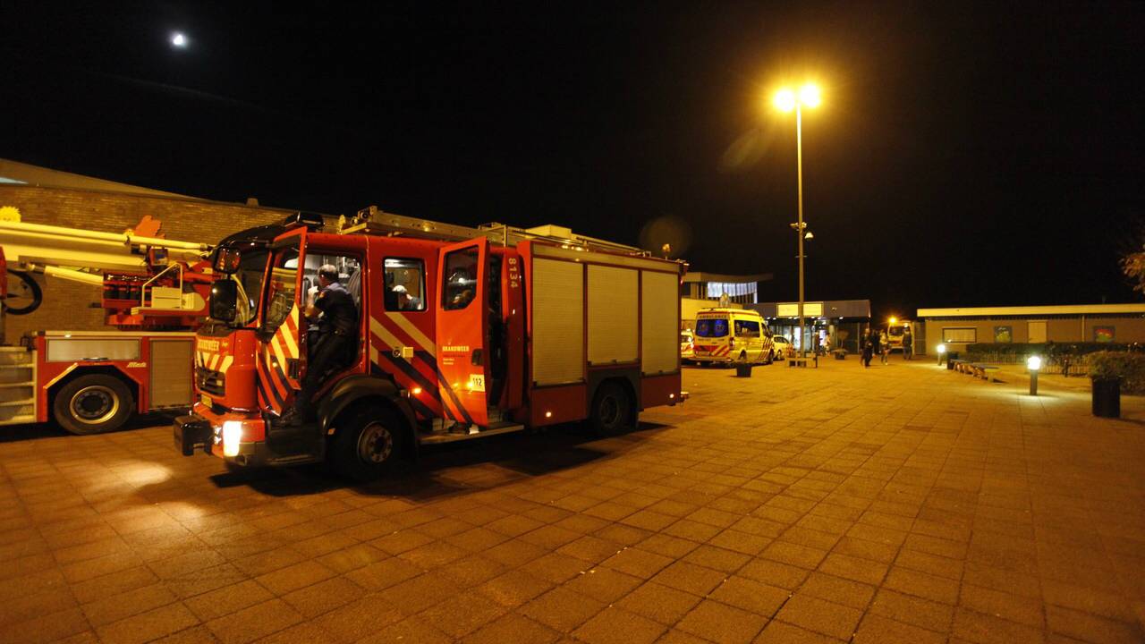 Man gevallen in zwembad (foto Christian Traets)