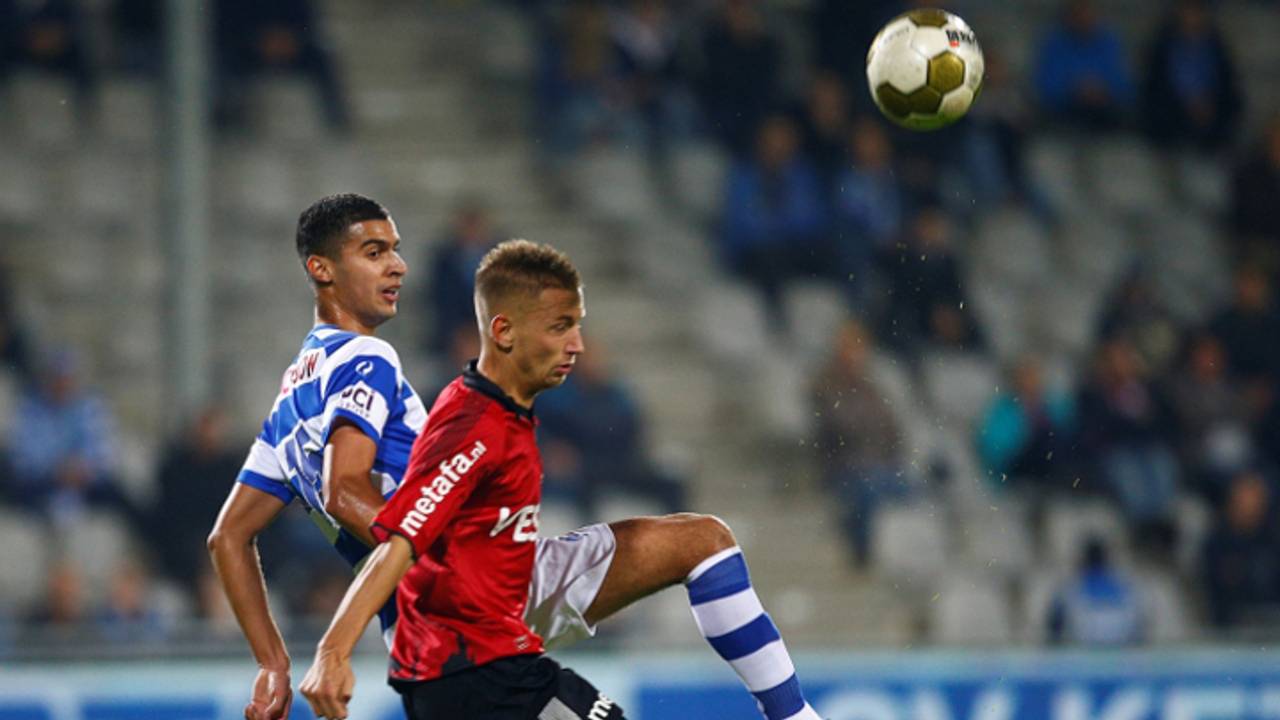 Gevecht om de bal (foto: VI Images)