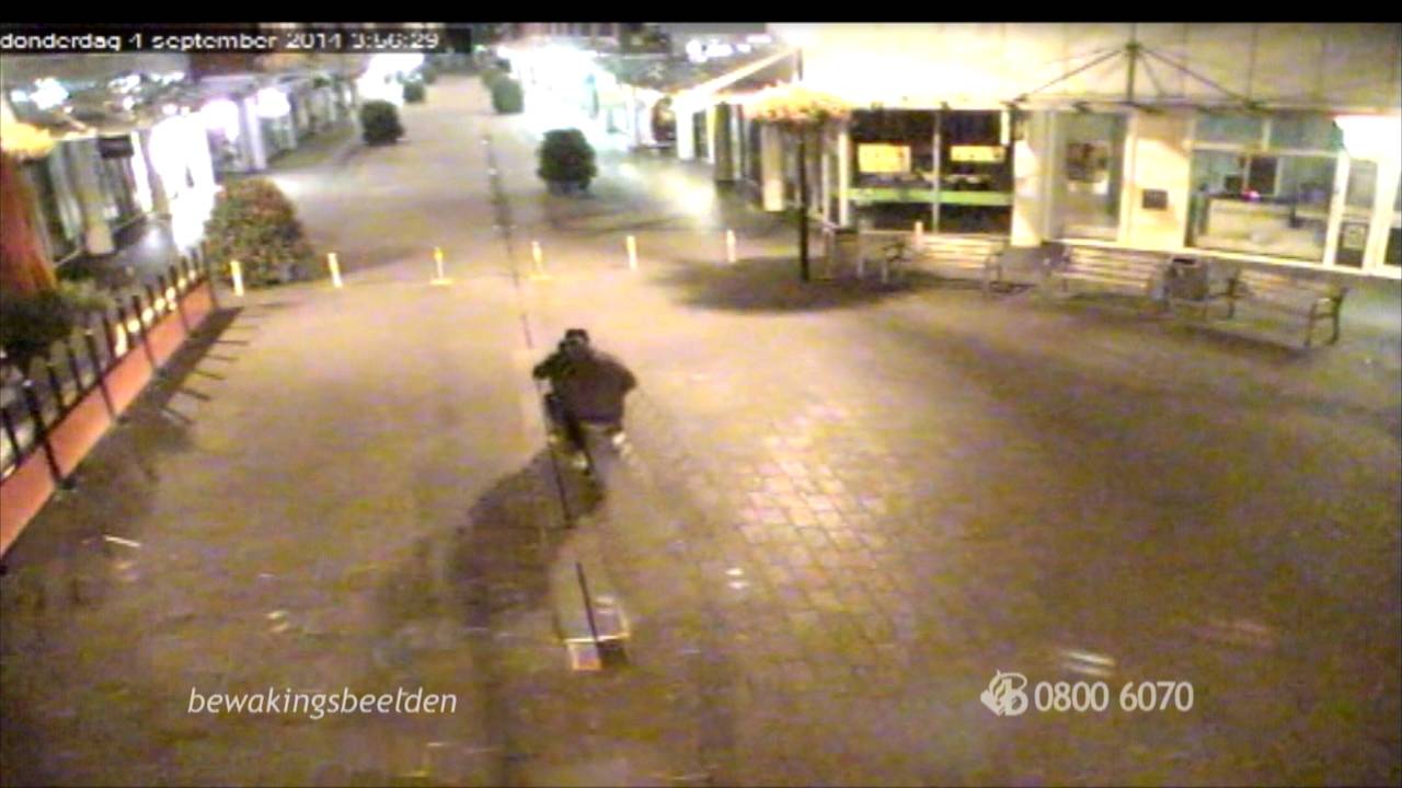 Bewakingsbeelden ramkraak juwelier (Foto: Bureau Brabant)