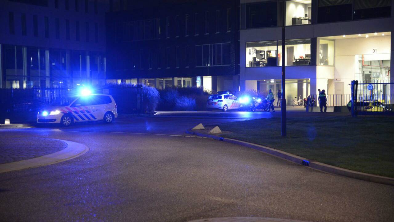 Gewonde bij bedrijfsongeval (foto: Marco Verhage/SQ Vision Mediaprodukties)