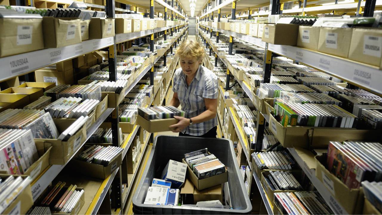 Bol.com heeft haar distributiecentrum in Waalwijk. (Foto: ANP)