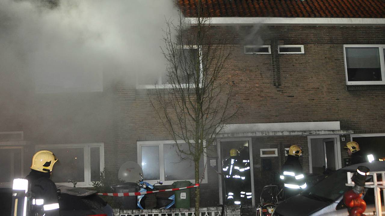 Brand beschadigt woning Eindhoven (foto: Arno van der Linden/SQ Vision)