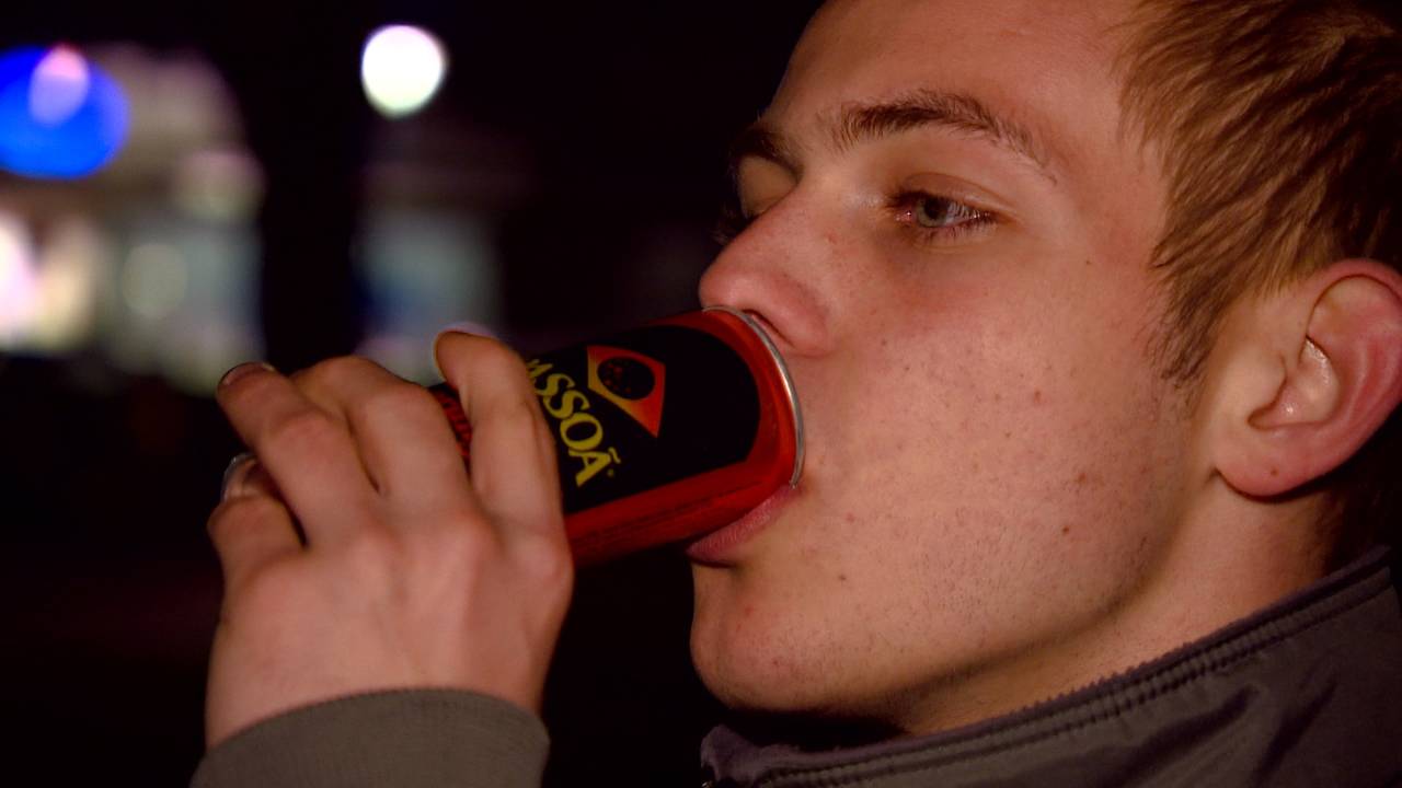 Er komt een 'gele en rode kaartensysteem' bij sportclubs.