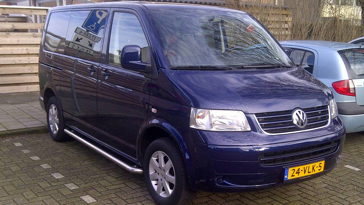 De gestolen rolstoelbus.