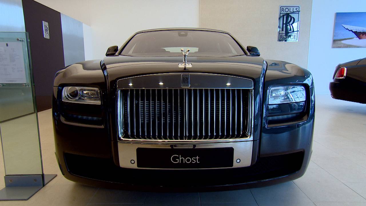 Recordomzet voor Eindhovense dealer RollsRoyce, duurste auto kost 790.000 euro Omroep Brabant