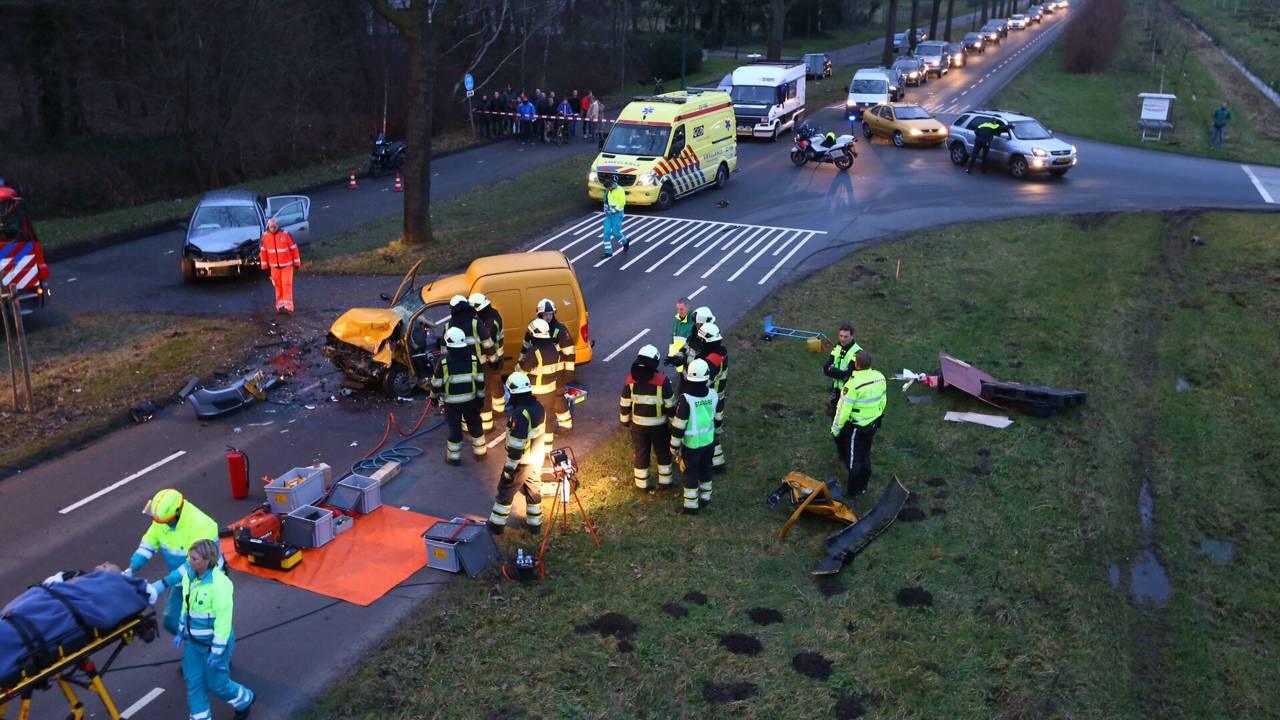Ongeval Nijnsel zorgt voor file (foto: Sander van Gils/SQ Vision)