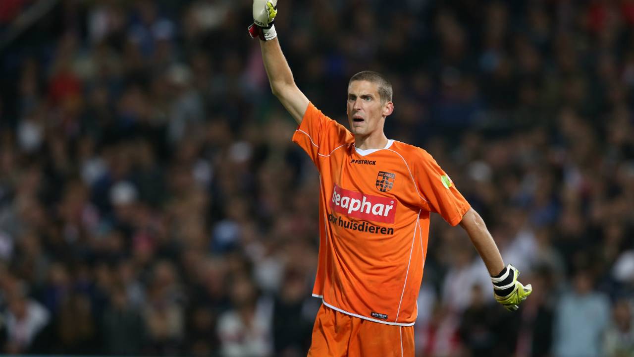 PSV huurt doelman Danny Wintjens de rest van het seizoen van VVV Venlo