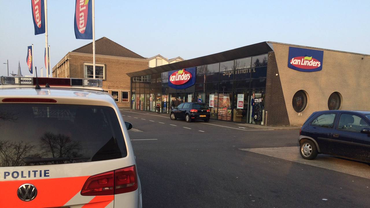 Gewapende overval op Jan Linders (foto: Hans van Hamersveld)