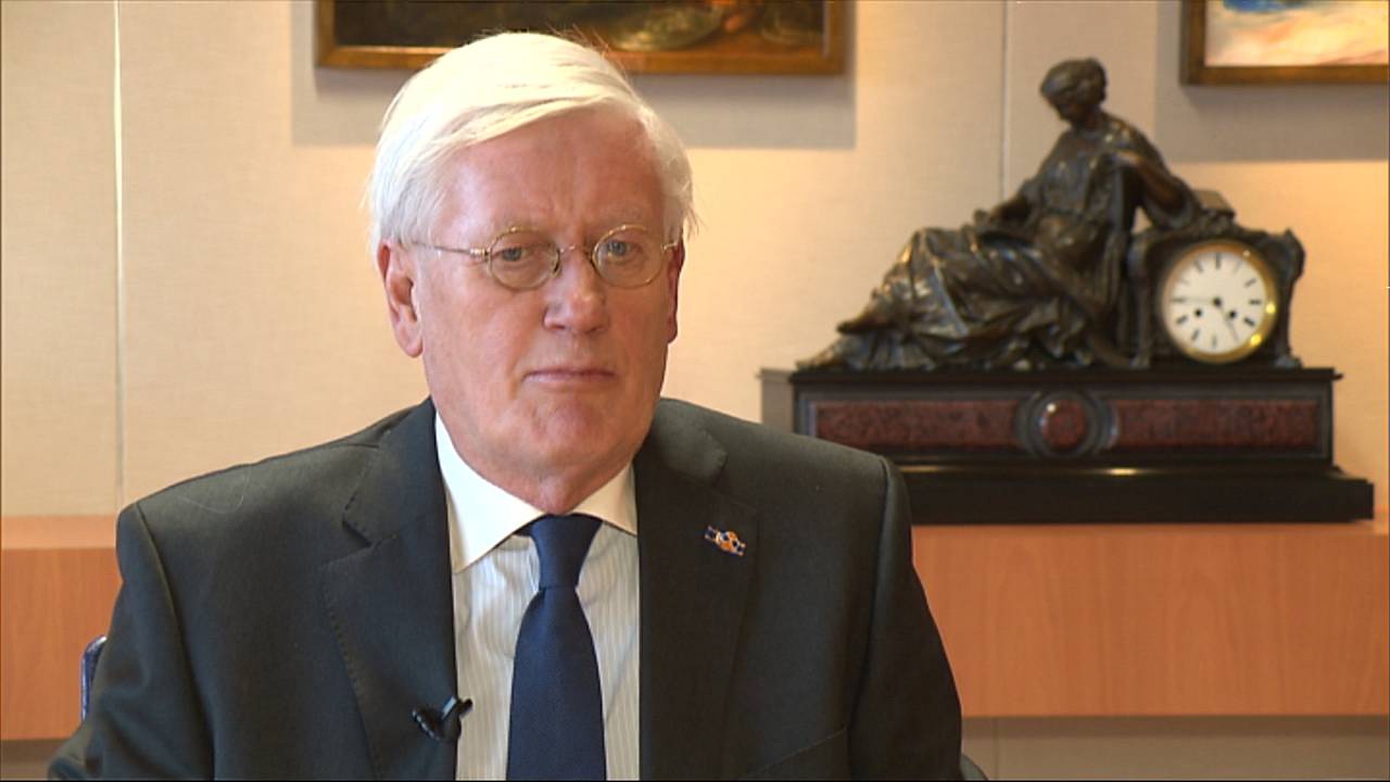 Hans Wiegel formeerde een college met de SP