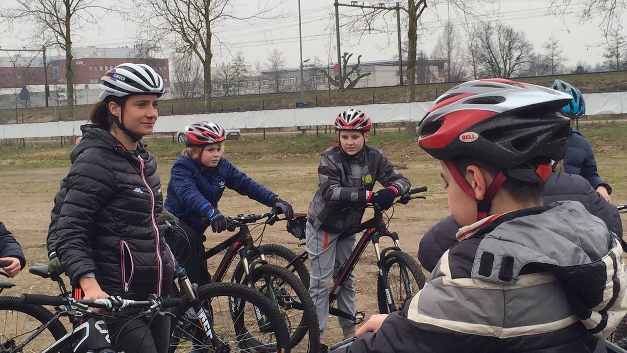 Ga naar slide 1