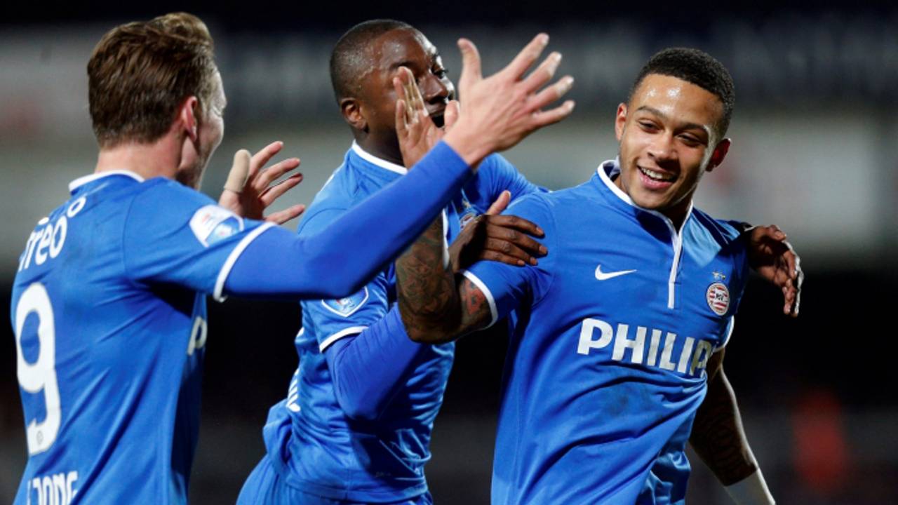 Doelpunt Depay wordt gevierd (foto: VI Images)