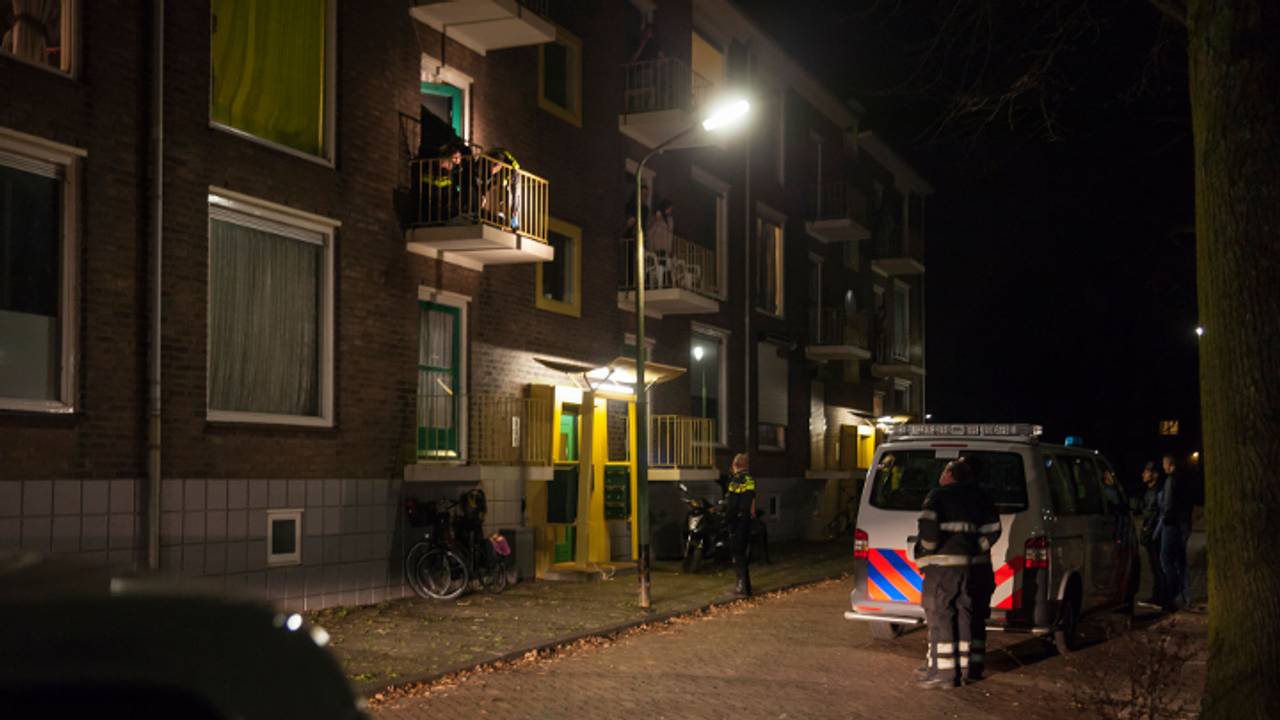 Man op balkon (foto: Christian Traets / SQ Vision)