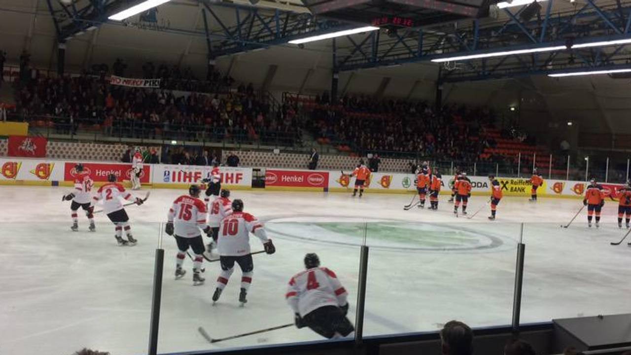 Nederland versus Litouwen (foto: @thijskeeper / Twitter)