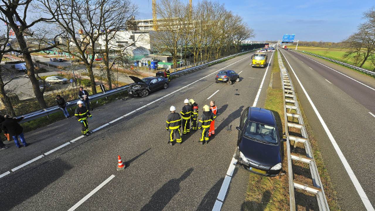 Grote ravage op de A67 (foto: Rico Vogels/SQ Vision)