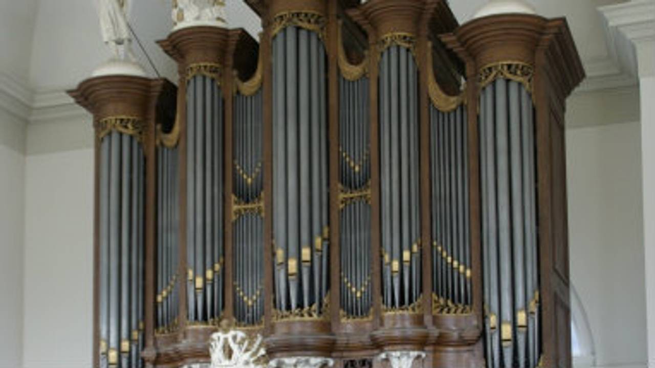 De pijpen van het orgel in de Grote Kerk