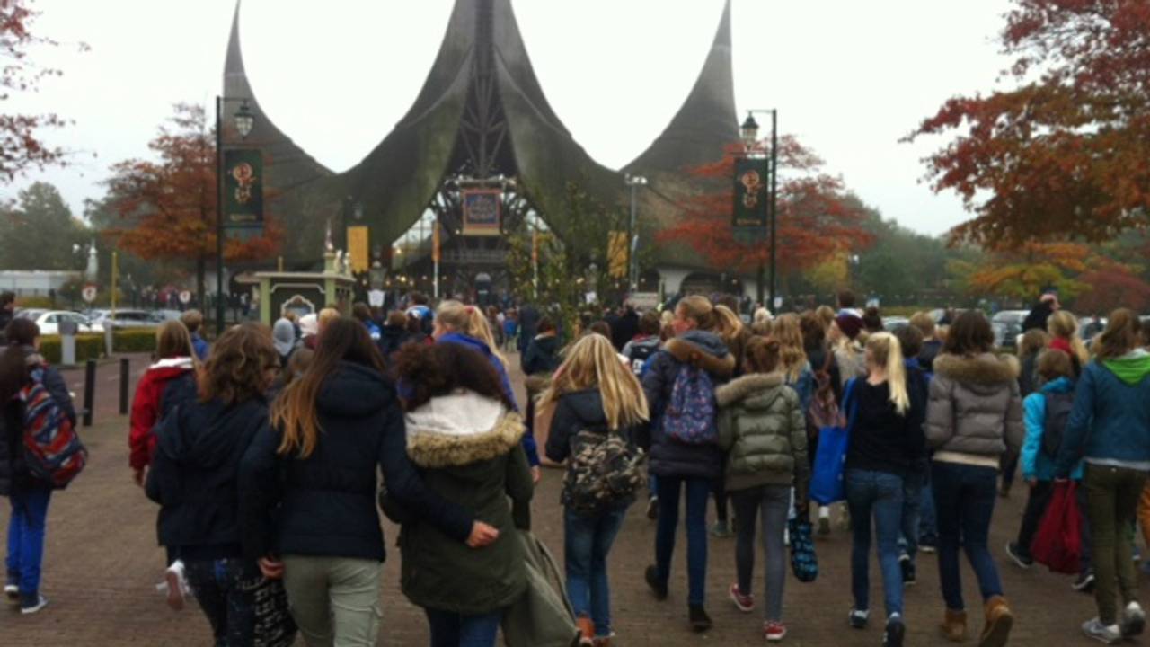 Provincie en De Efteling tevreden met nieuwe ‘Eftelingweg’ ondanks files in drukke periode