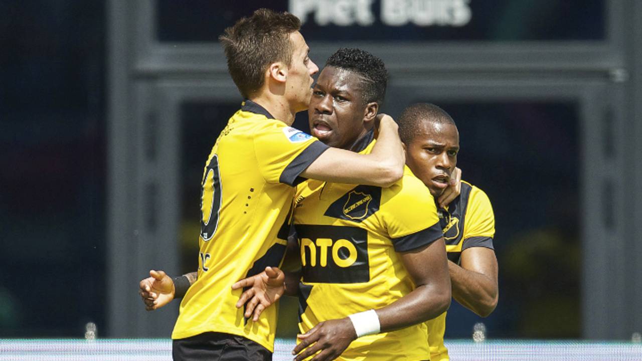 Teleurstelling bij spelers van NAC (foto: VI Images)