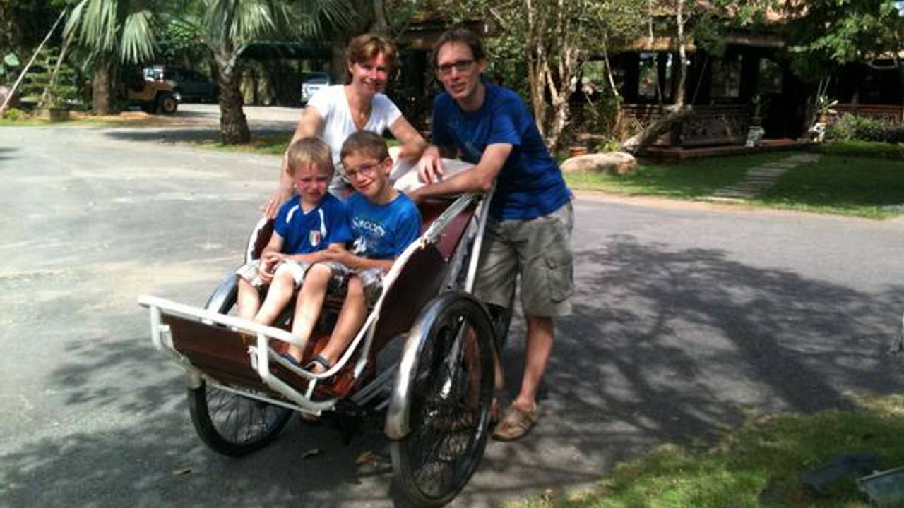 De zus van Hans van Gastel met haar gezin (foto: Twitter Hans van Gastel).