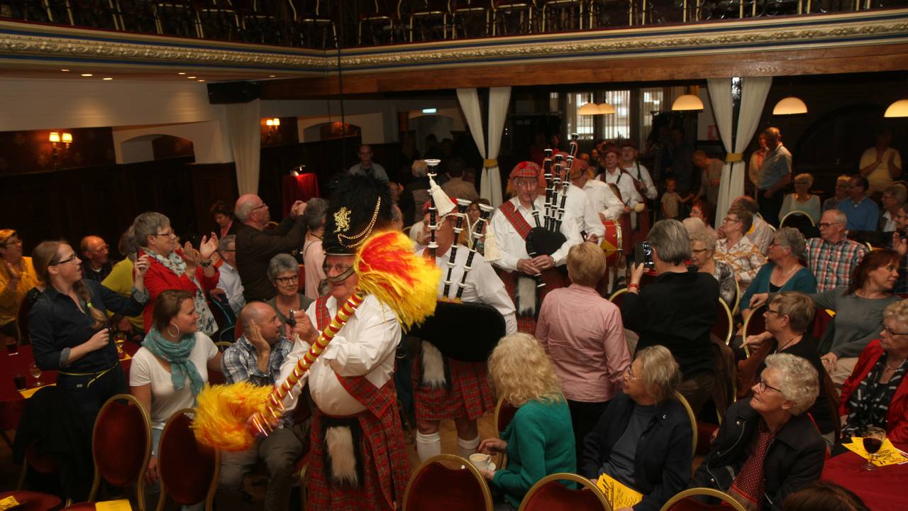 Zondag trad Kneut op, dat liedjes van vroeger ten gehore brengt (foto: Marco van den Broek)