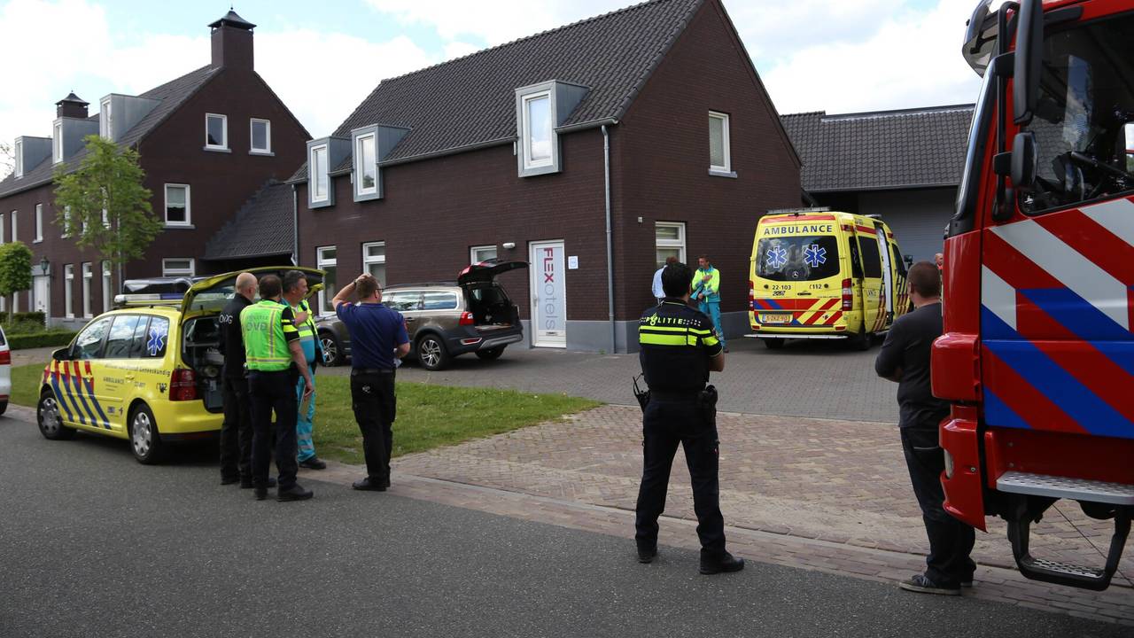 Onwel door koolmonoxide in Best (foto: Gabor Heeres/SQ Vision)