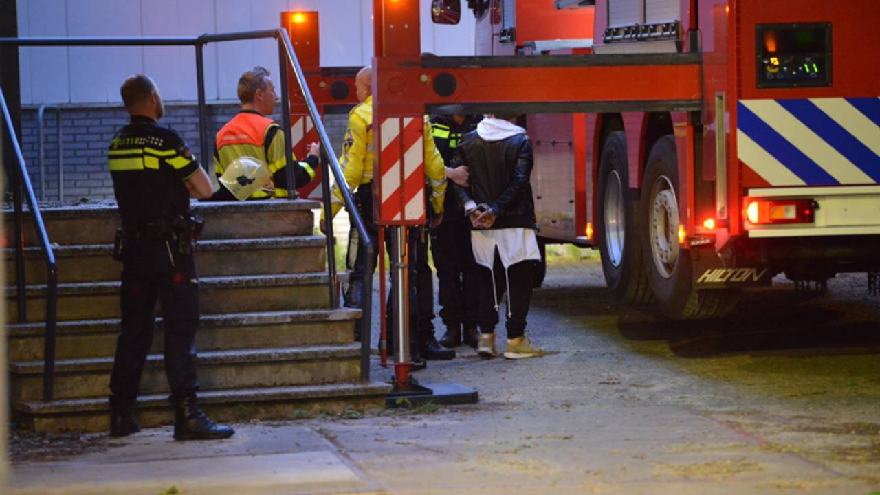 Tweetal aangehouden (foto: Perry Roovers / SQ Vision)