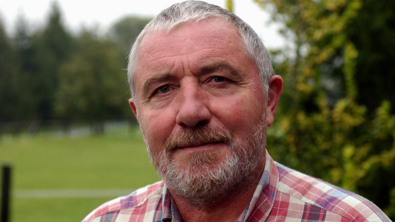 Fred Vos kritisch op brandweer