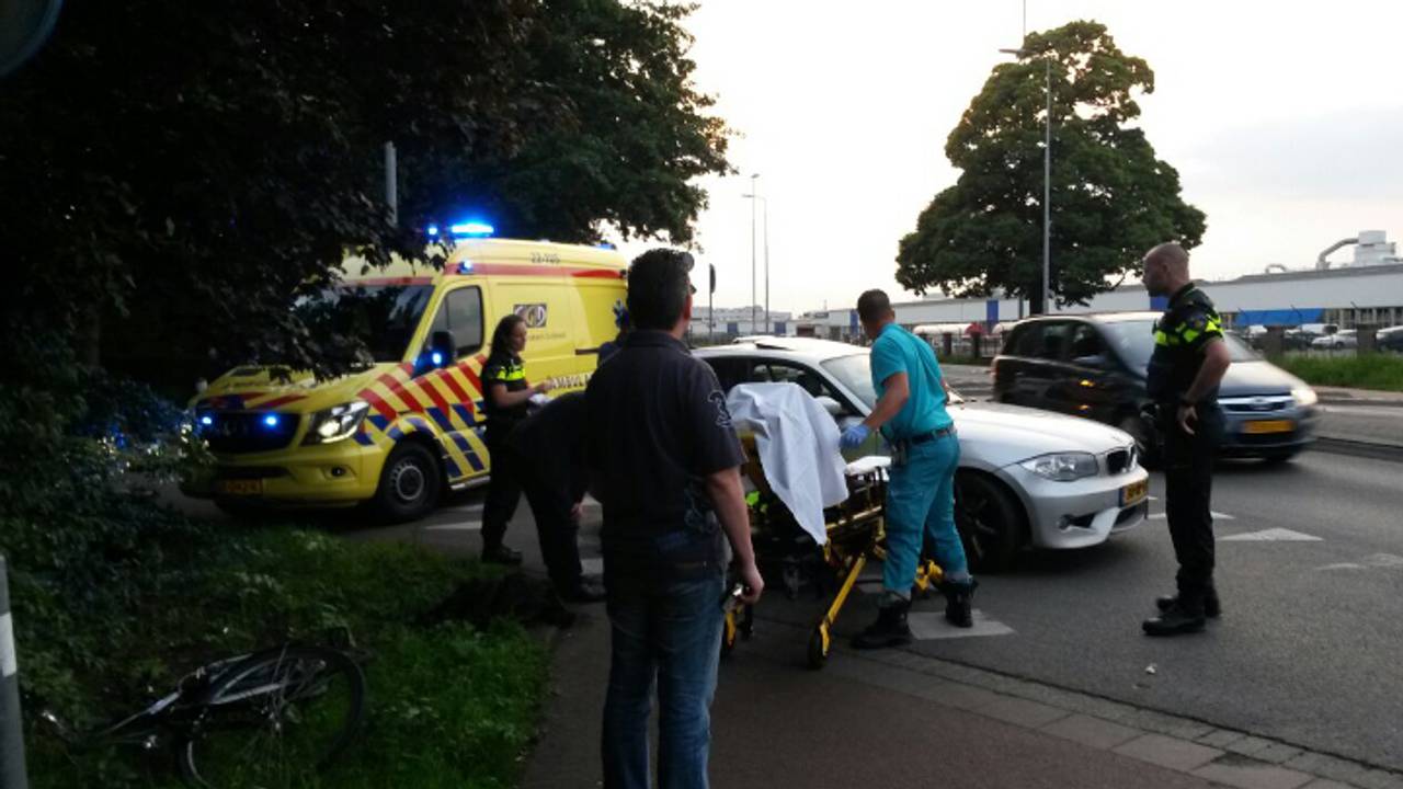 Fietsster gewond (foto: Arno van der Linden / SQ Vision).