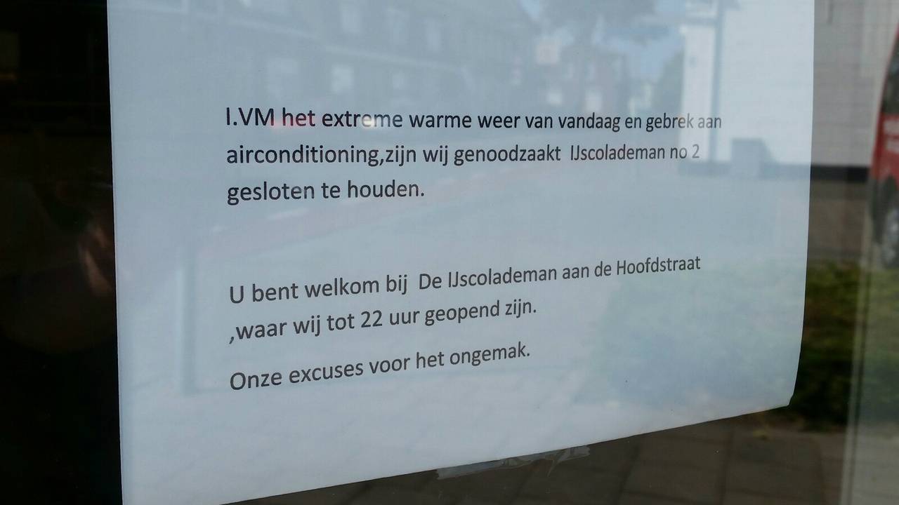 De ijssalon is gesloten. (foto: Martijn van Bijnen/FPMB)