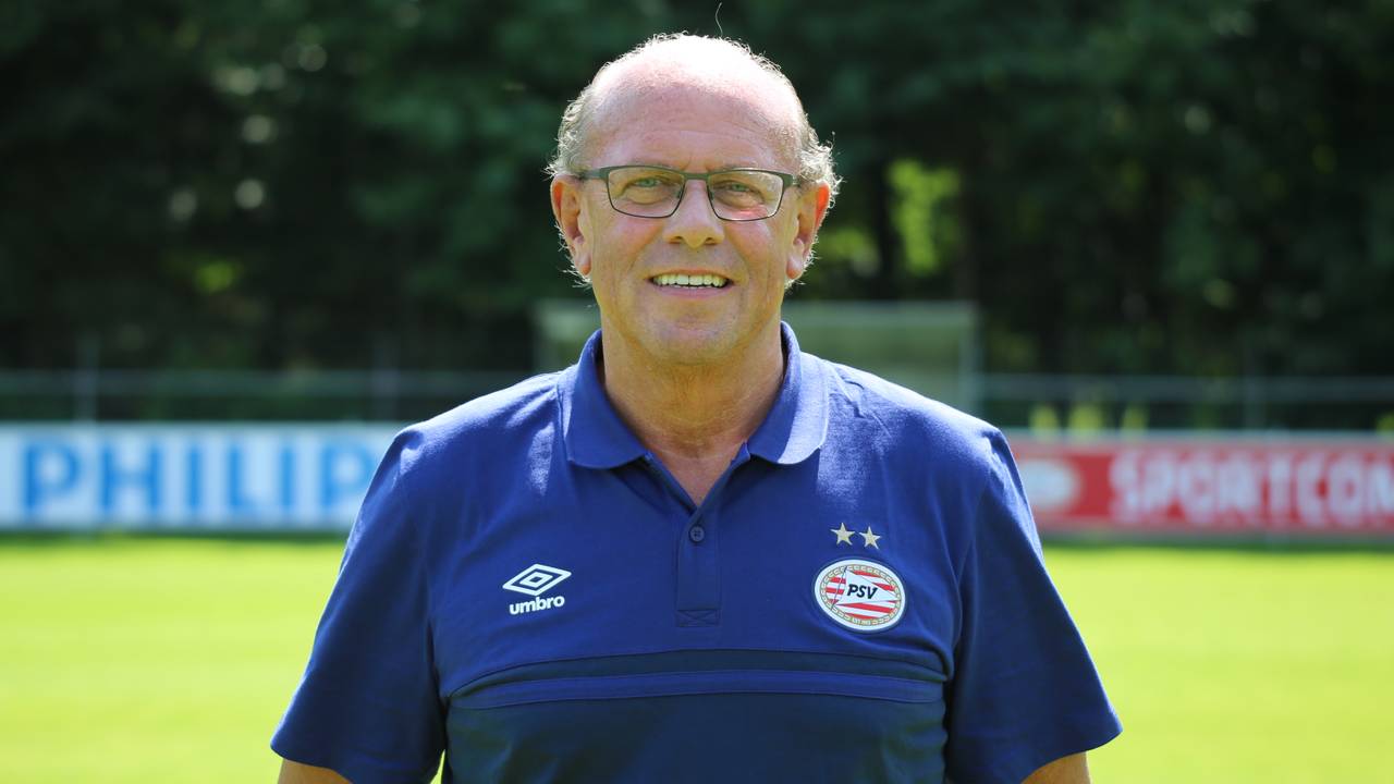 De man van 100 Champions League-wedstrijden met PSV