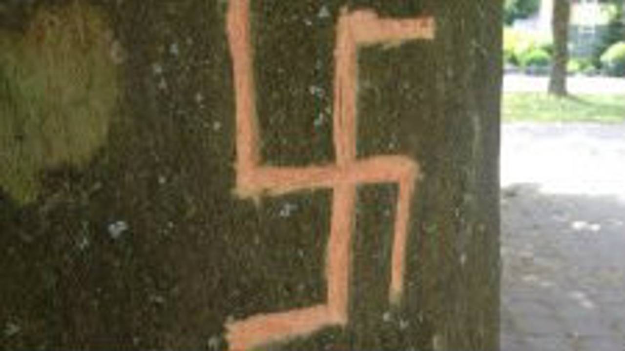 Hakenkruizen in Schijndel