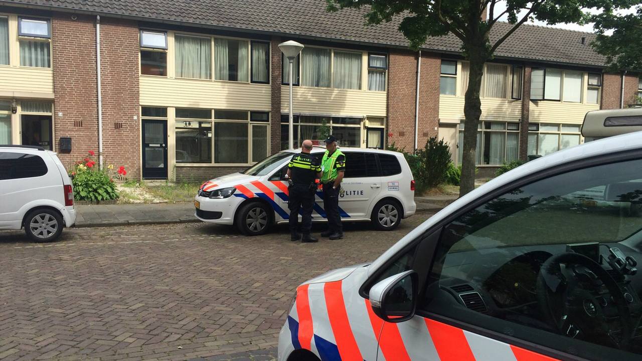 Overvallers op bejaarde vrouw in Venuslaan Eindhoven op bewakingsbeelden