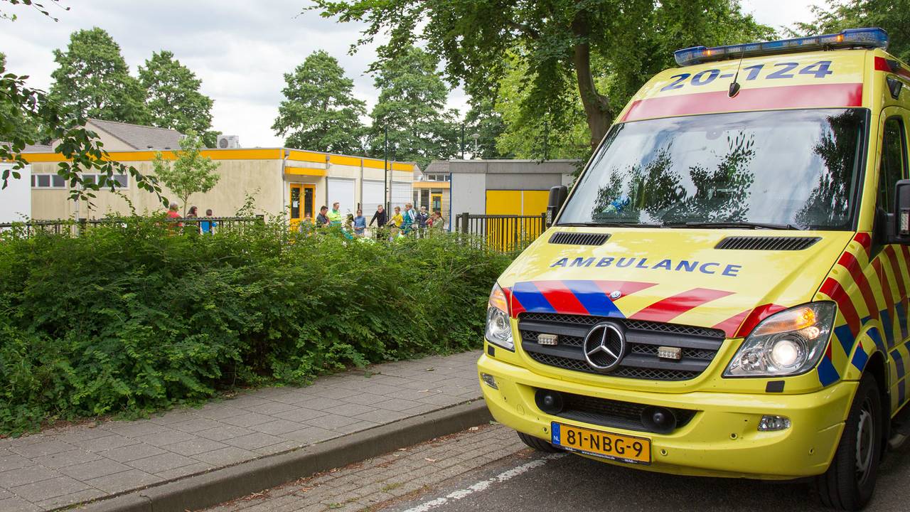 Meisje gewond in Oosterhout (foto: Marcel van Dorst/SQ Vision)