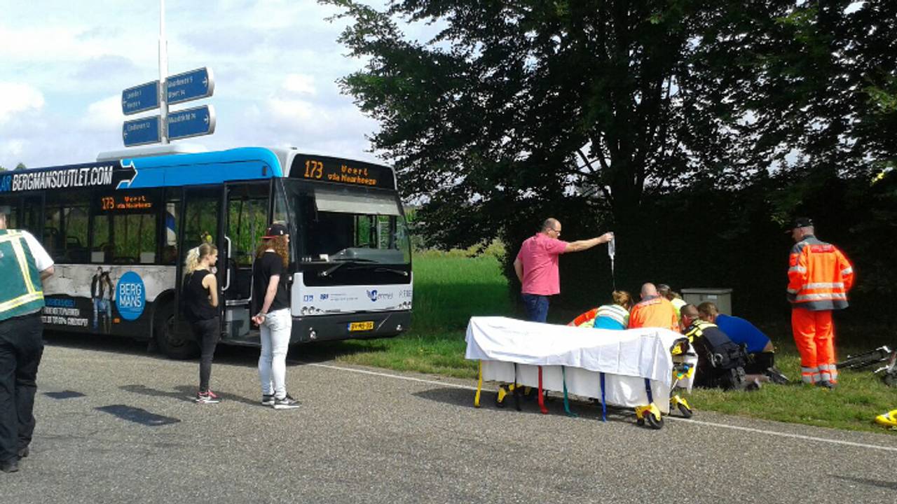 Vrouw gewond (foto: Jozef Bijnen / SQ Vision)