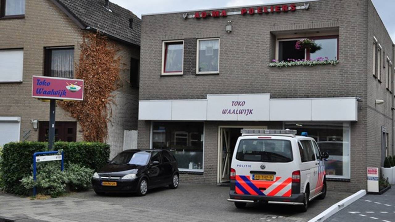De Toko werd op zondagmiddag 12 juli overvallen.