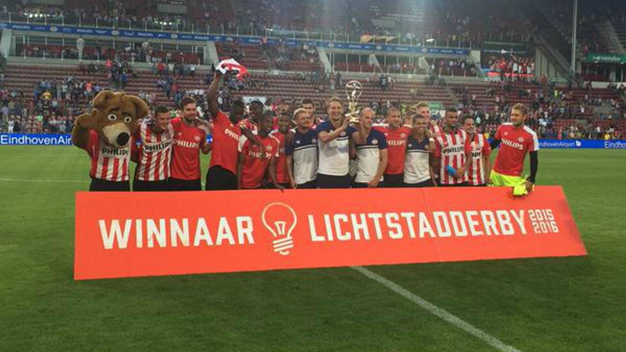 PSV won de 'Lichtstadderby' van FC Eindhoven. (Foto: Twitter/PSV)