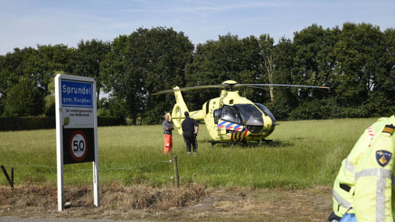 Traumahelikopter ter plaatse (foto: Tom van der Put/SQ Vision)