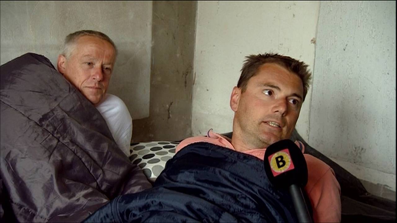 CDA'ers rollen slaapzak uit in oude gemeentehuis