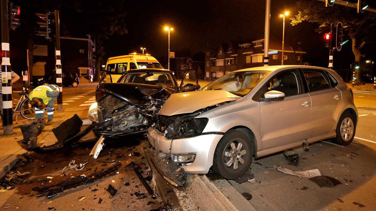 Ravage na botsing ringbaan Tilburg. (foto: Jack Brekelmans/Persburo-BMS)