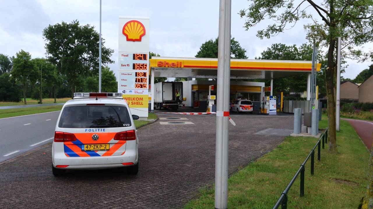 Het overvallen tankstation. (Foto: Sander Van Gils/SQ Vision)