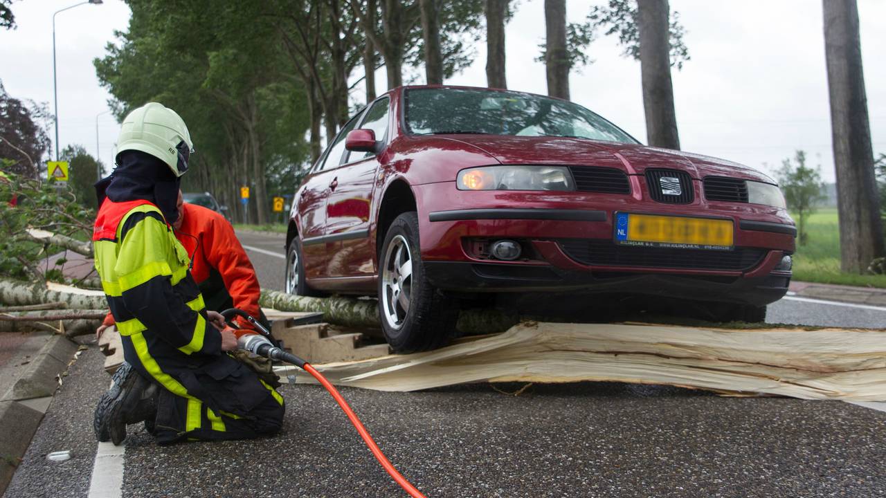 De vrouw heeft geluk gehad. (Foto: Marcel van Dorst / SQ Vision)