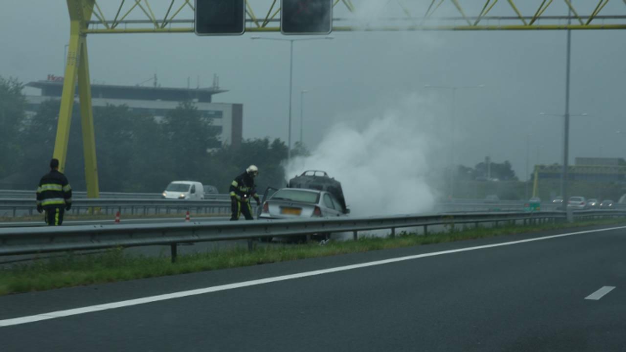 Autobrand in Den Bosch (foto: AS Media)